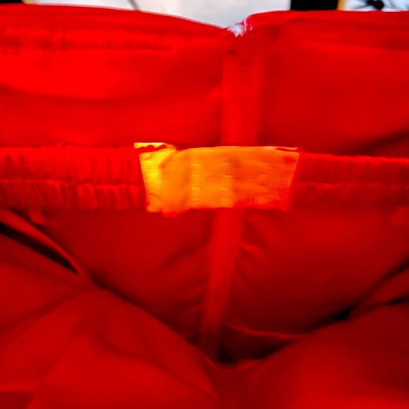 Beautiful Red Dress! Ladies Size Small - Picture 9 of 10